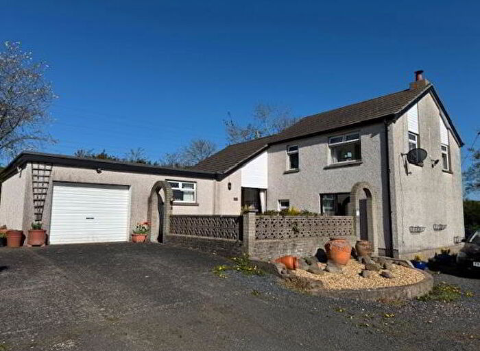 3 Bedroom Cottages For Sale In Hollow Road, Islandmagee, BT40