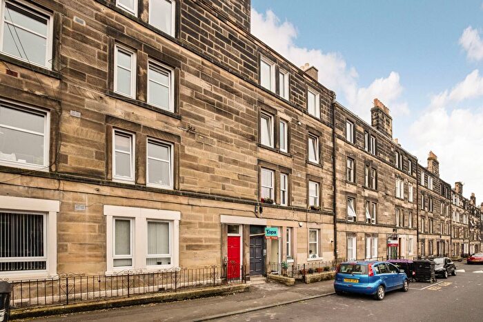 1 Bedroom Flat For Sale In / Moat Street, Edinburgh, EH14