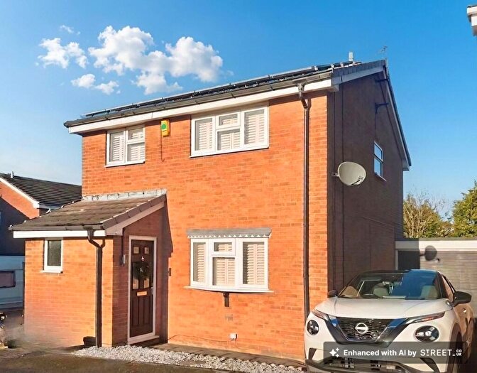 4 Bedroom Link Detached House For Sale In Crosby Close, Forest Town, NG19