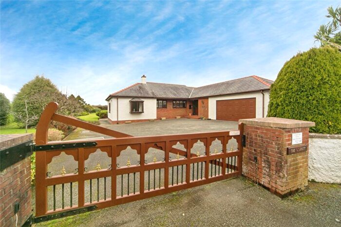 4 Bedroom Bungalow For Sale In Benllech, Isle Of Anglesey, LL74