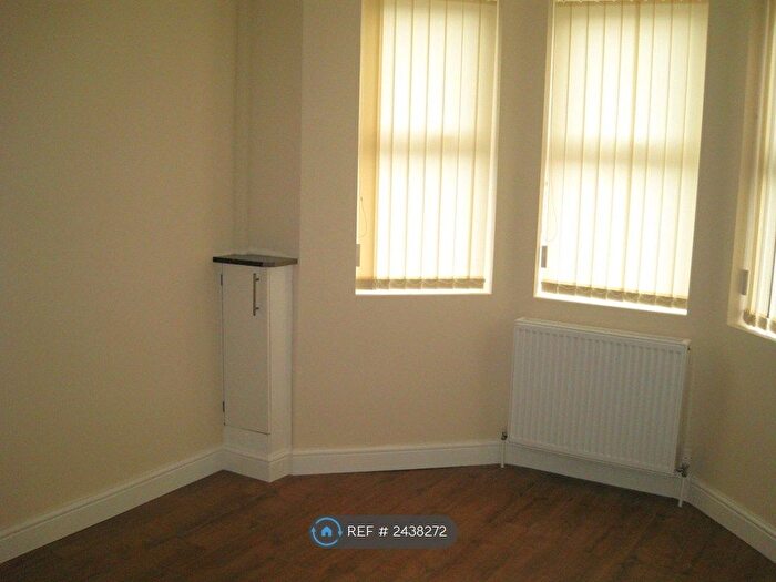 3 Bedroom Terraced House To Rent In St. Thomas's Road, Luton, LU2