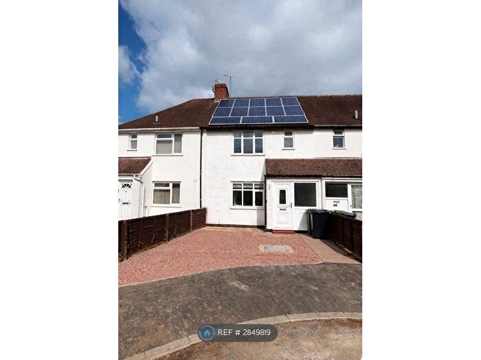 3 Bedroom Terraced House To Rent In Fairfield Place, Evesham, WR11