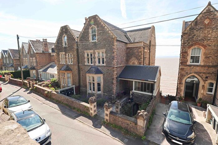 1 Bedroom Flat To Rent In Marine Parade, Clevedon, BS21
