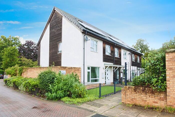 4 Bedroom End Terrace House For Sale In Dormary Close, Huntington, York, YO32
