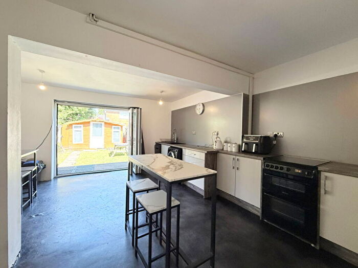 2 Bedroom Terraced House For Sale In Tustin Grove, Acocks Green, B27