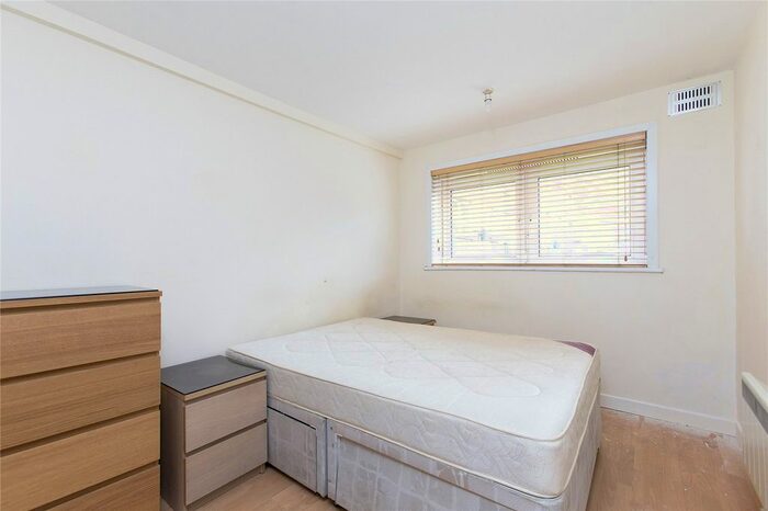 1 Bedroom Flat To Rent In Edinburgh, EH8