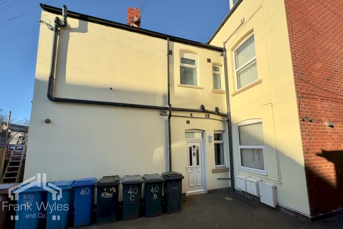 1 Bedroom Apartment To Rent In St. Andrews Road South, St. Annes, FY8