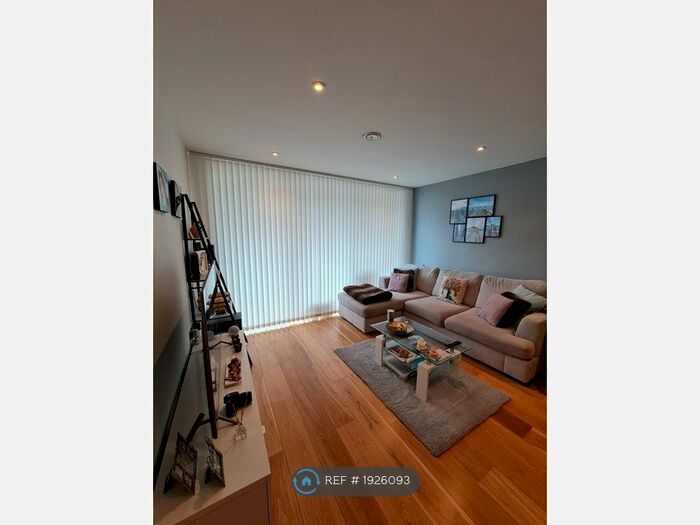 1 Bedroom Flat To Rent In Grove Place, London, SE9