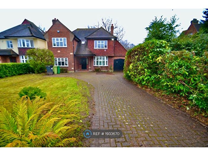 4 Bedroom Detached House To Rent In Scotts Lane, Bromley, BR2