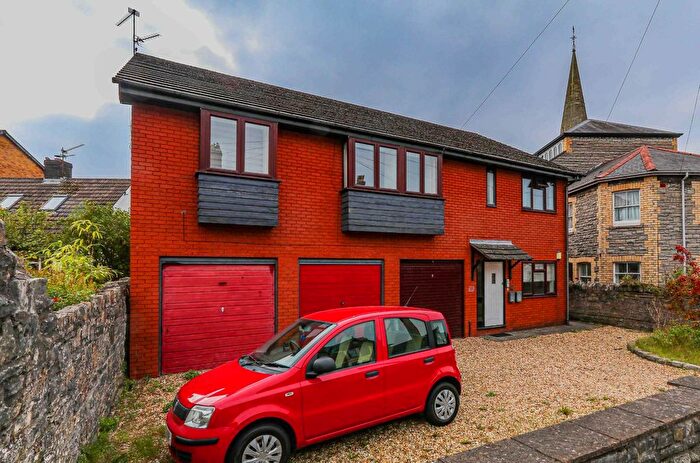 2 Bedroom Flat To Rent In Woodland Place, Penarth, CF64