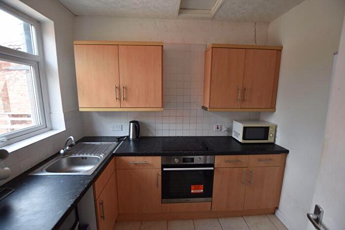 1 Bedroom Flat To Rent In Chilwell Road, Nottingham, NG9
