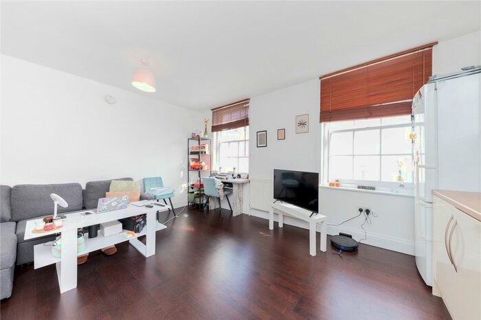1 Bedroom Flat To Rent In Sutherland Street, London, SW1V