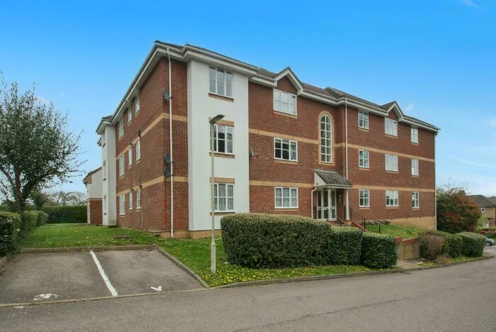 2 Bedroom Apartment To Rent In London Road, Bishop's Stortford, CM23