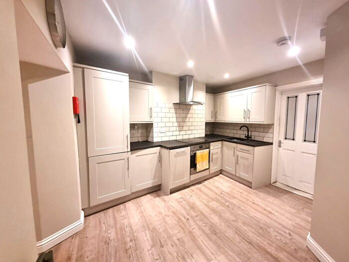 3 Bedroom Terraced House To Rent In Kenwyn Street, Truro, Truro, TR1