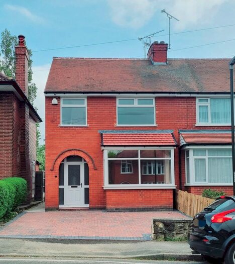 3 Bedroom Semi-Detached House To Rent In Lyncroft Avenue, Ripley, DE5