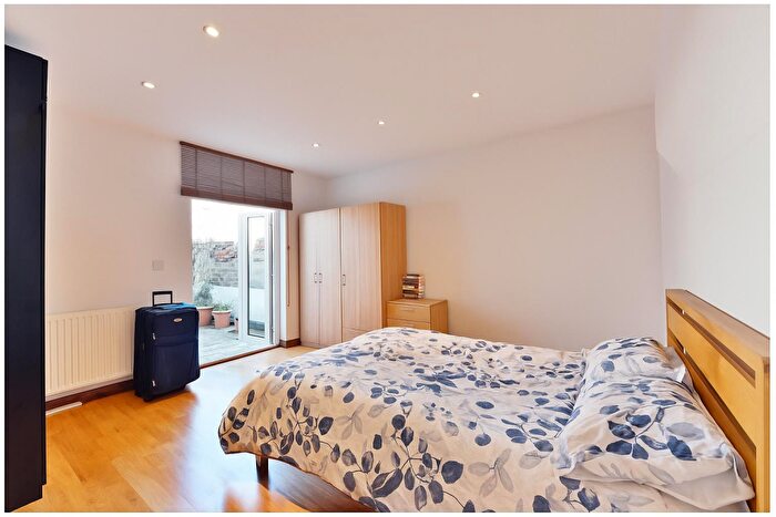 1 Bedroom Flat To Rent In Canfield Place, , West Hampstead, NW6