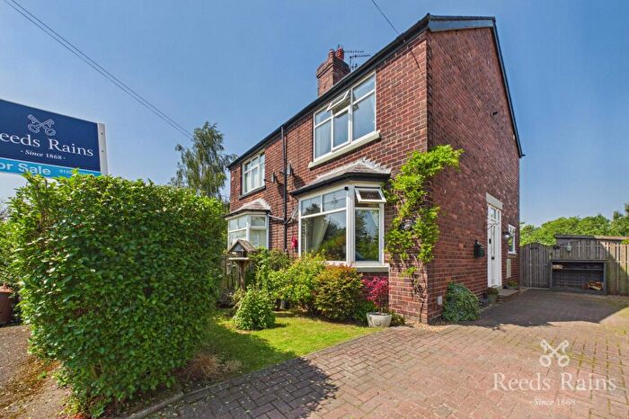 2 Bedroom Semi-Detached House For Sale In Doreen Avenue, Congleton, Cheshire, CW12