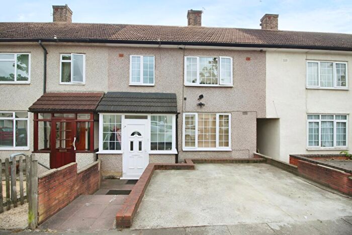 3 Bedroom Terraced House To Rent In Holburne Road London, SE3