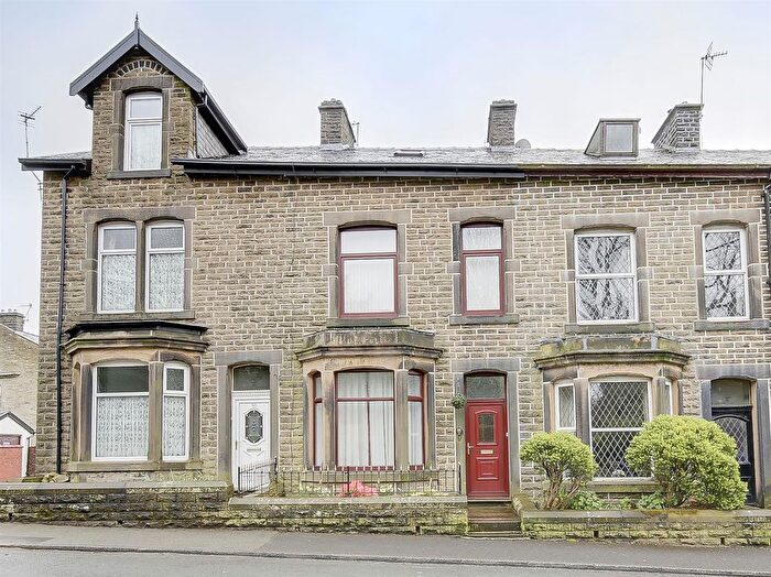 5 Bedroom Terraced House To Rent In Helmshore Road, Haslingden, Rossendale, BB4