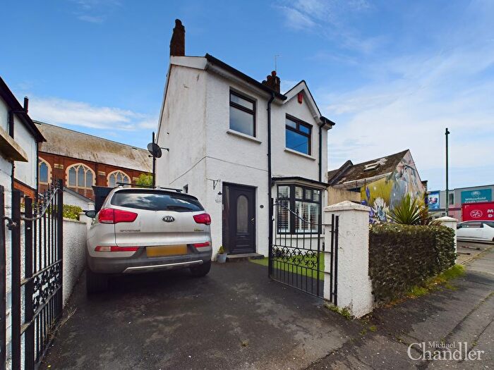 3 Bedroom Detached House For Sale In Loopland Park, Belfast, BT6