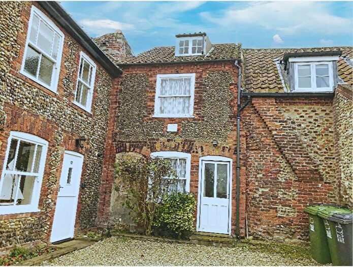 3 Bedroom Cottage For Sale In Chapel Yard, Wells-Next-The-Sea, Norfolk, NR23