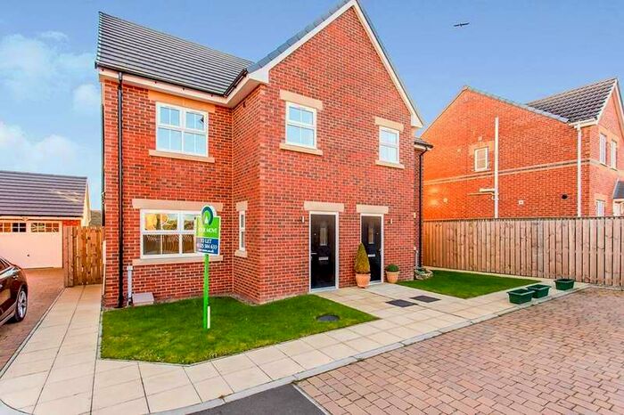 3 Bedroom Semi-Detached House To Rent In Laburnum Grove, St. Helen Auckland, Bishop Auckland, County Durham, DL14