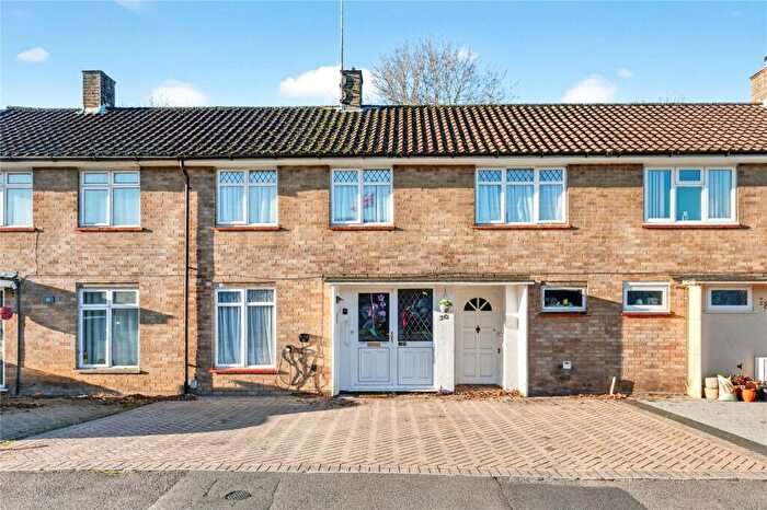 4 Bedroom Terraced House For Sale In Ralphs Ride, Bracknell, RG12