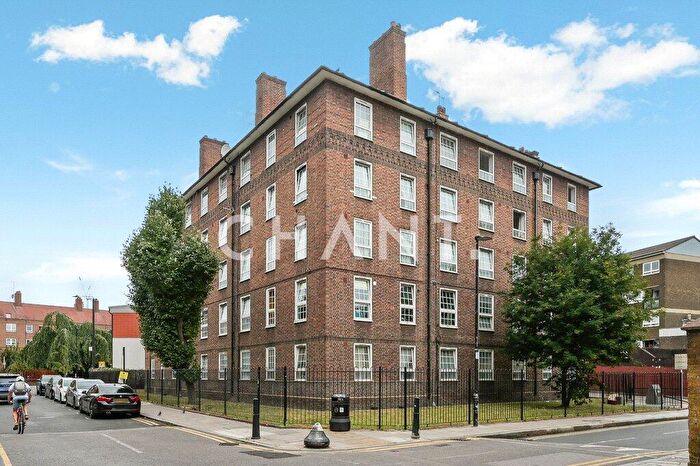 4 Bedroom Apartment For Sale In Hanbury House, Hanbury Street, Spitalfields, London, E1