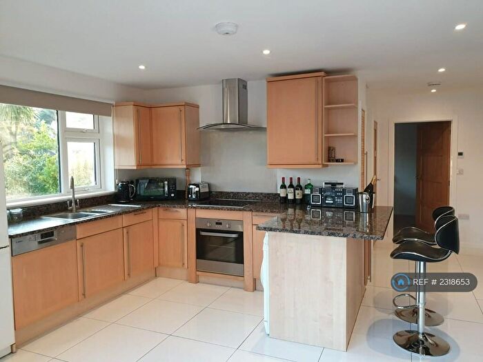 2 Bedroom Detached House To Rent In Ettrick Road, Poole, BH13