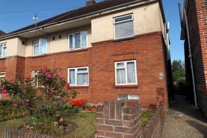 2 Bedroom Flat To Rent In Aylen Road, Portsmouth, PO3