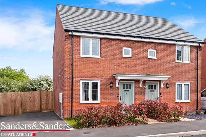 2 Bedroom Semi Detached House For Sale In Stuart Place, Alcester Park, Alcester, B49