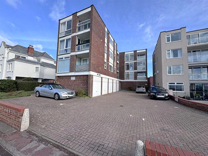 2 Bedroom Flat To Rent In Marine Parade East, Lee-On-The-Solent, PO13