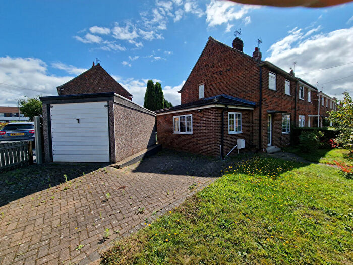 2 Bedroom Semi-Detached House For Sale In Plantation Drive, North Ferriby, East Yorkshire, HU14