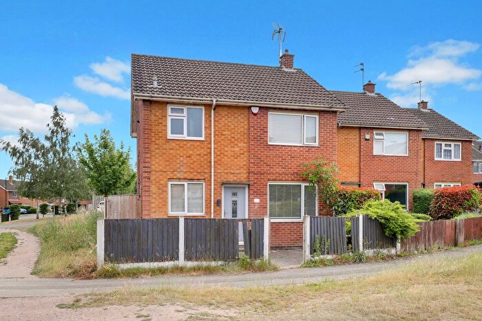 3 Bedroom Semi-Detached House For Sale In Bestwood Lodge Drive, Arnold, NG5