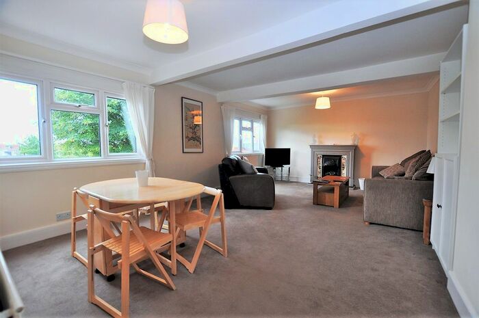2 Bedroom Flat To Rent In Grosvenor Villas, NE2