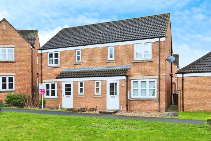 3 Bedroom Semi-Detached House For Sale In Frankham Close, Dinnington, Sheffield, S25