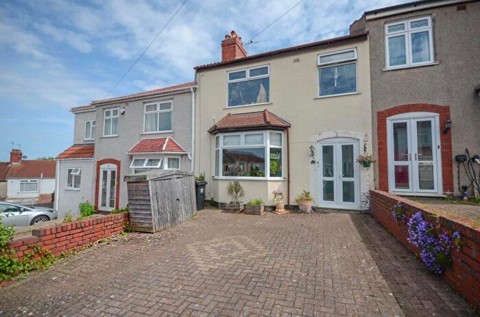 3 Bedroom Terraced House For Sale In Oberon Avenue, Bristol, BS5