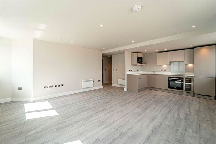 1 Bedroom Apartment To Rent In St Martins Place, Broad Street, Birmingham, West Midlands, B15