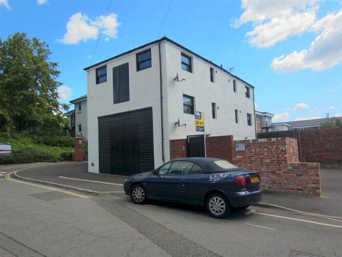 1 Bedroom Flat To Rent In The Coach House, Drayton Lane, Drayton, Portsmouth, Hants, PO6