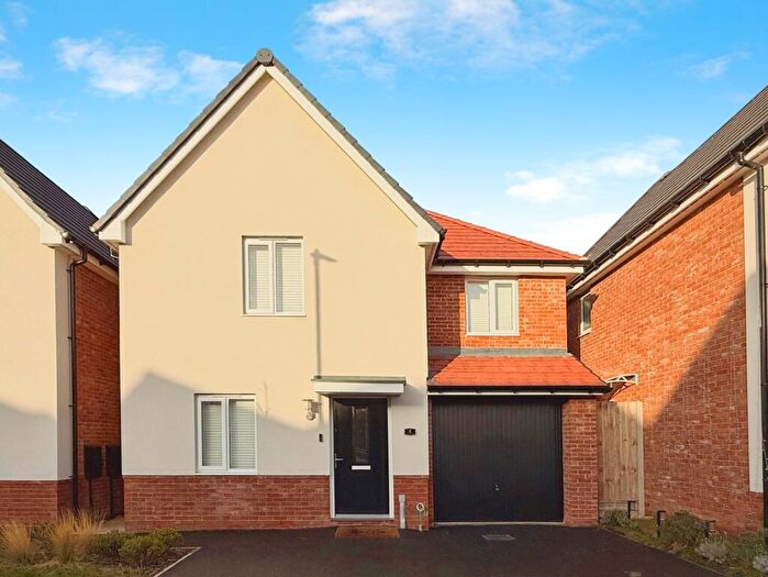 3 Bedroom Detached House To Rent In Cromer Avenue, Hampton Beach, Peterborough, PE7