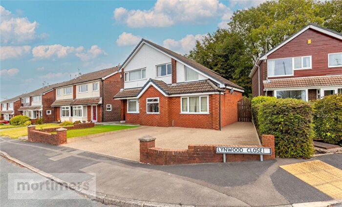 4 Bedroom Detached House For Sale In Lynwood Avenue, Clayton Le Moors, Accrington, Lancashire, BB5