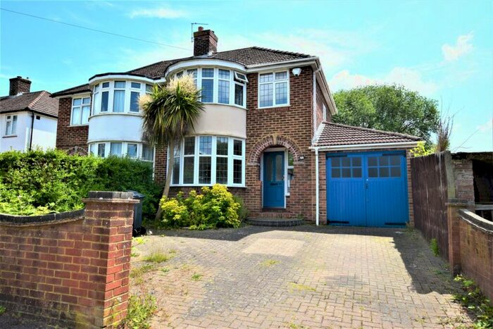 3 Bedroom Semi-Detached House To Rent In Windermere Road, Reading, Berkshire, RG2