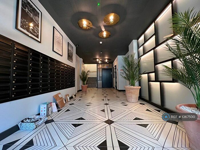 Studio To Rent In Irene House, London, SW12