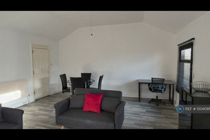 1 Bedroom Flat To Rent In Old Pier Street, Walton On The Naze, CO14