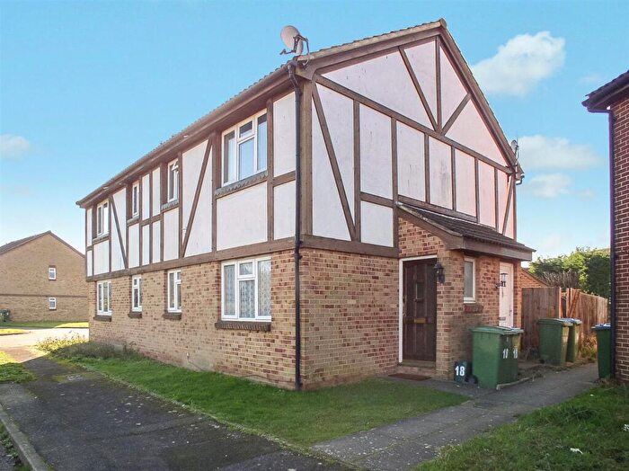 1 Bedroom Semi-Detached House To Rent In Telford Drive, Walton On Thames, Surrey, KT12