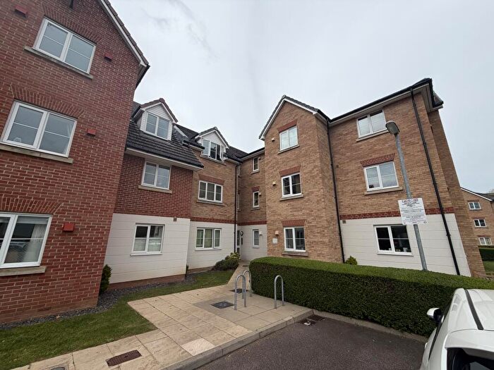 2 Bedroom Apartment To Rent In Monarch Way, Leighton Buzzard, LU7