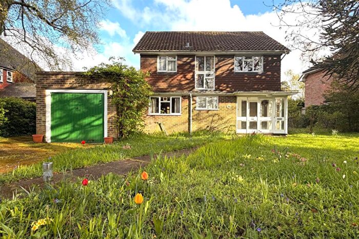 3 Bedroom House For Sale In Tadworth Village, KT20
