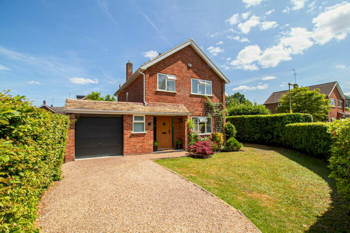 3 Bedroom Detached House To Rent In Rounton Road, Church Crookham, Fleet, GU52