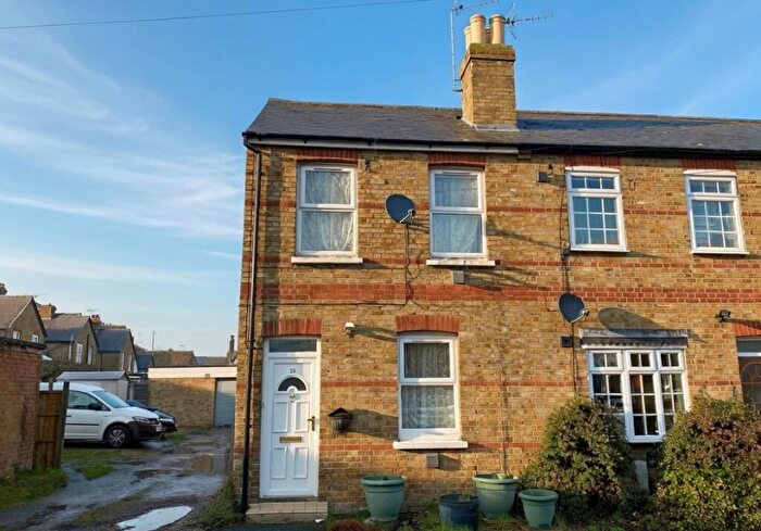 2 Bedroom End Of Terrace House For Sale In Albany Road, Old Windsor, Windsor, Berkshire, SL4