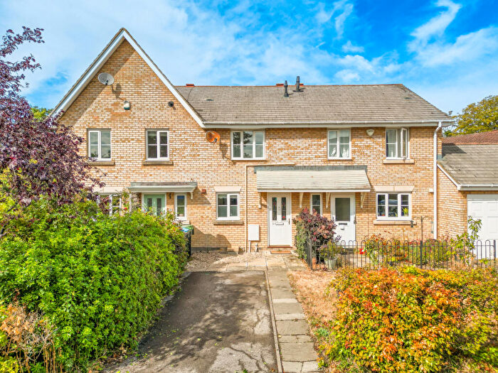 2 Bedroom Terraced House For Sale In Windsor Road, Pitstone, LU7